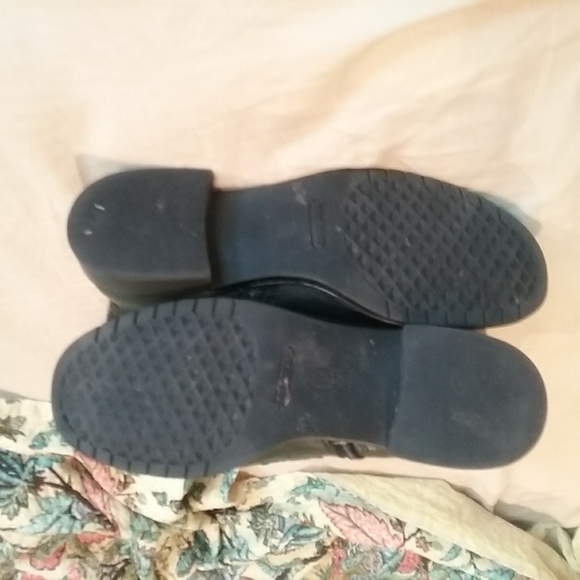 Leather lace up boots - Picture 3 of 4